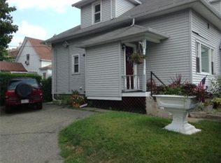 13 Orient St, Worcester, MA 01604