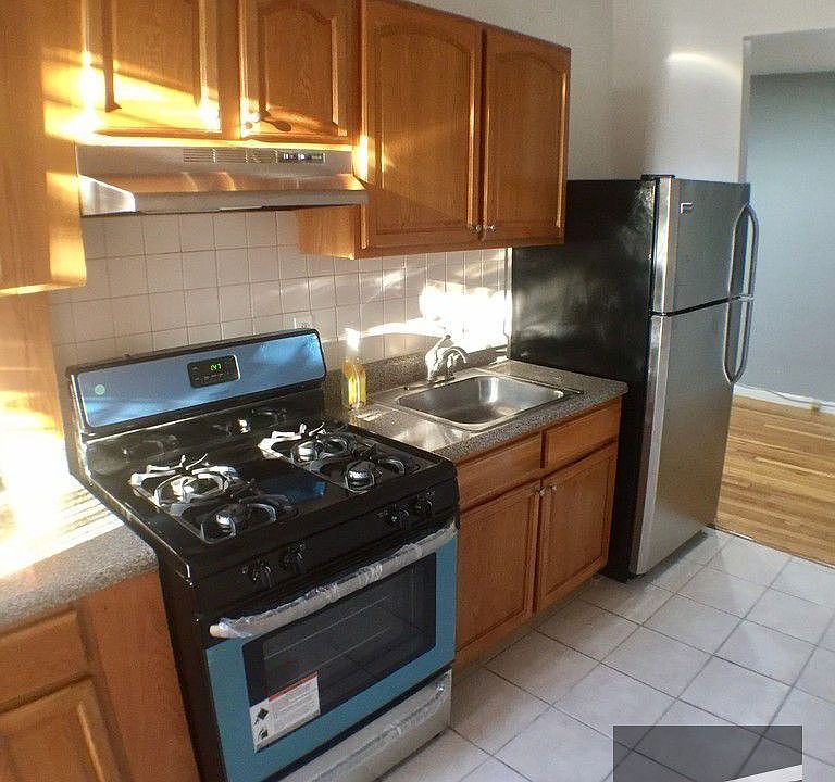 1st image of 3112 42nd St APT 5