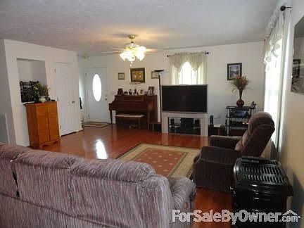 Great Room
						:
						Lots of room