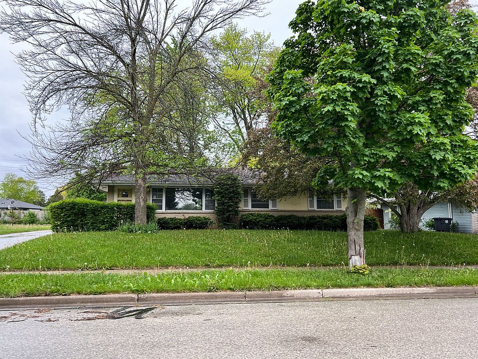 1st image of W148N8127 University Dr