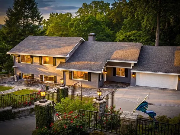 132 Laurel Dr NE, Atlanta, GA 30342