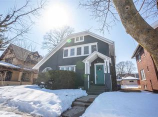 142 Lawn Pl, Rockford, IL 61103