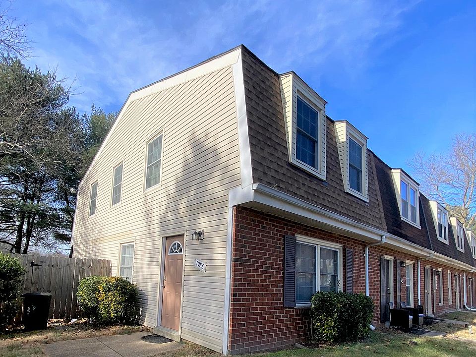 1986 Arwell Ct Exterior_01252023