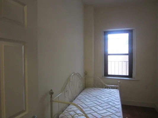 Rented by Citi Habitats | media 43