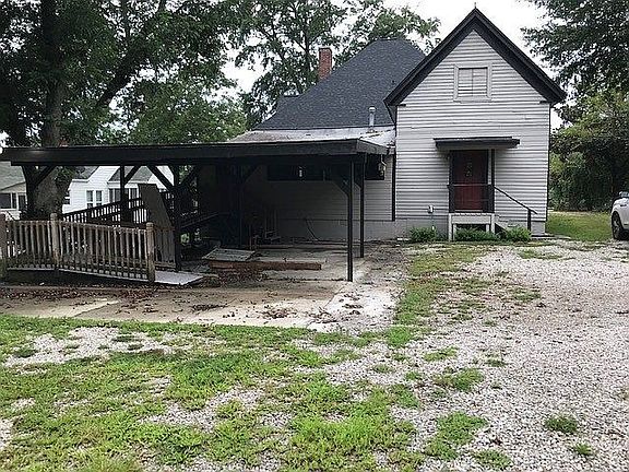 3rd image of 180 N McDonough St