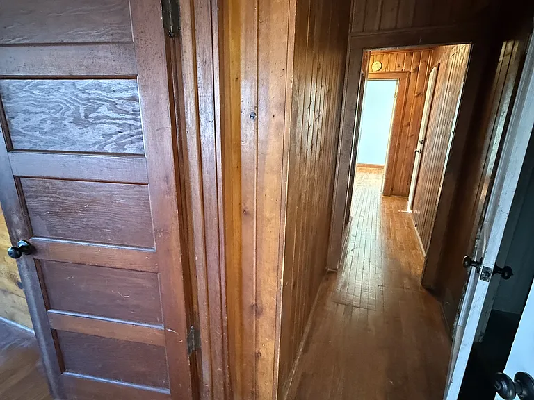 630 N Pleasant St — Photo 19