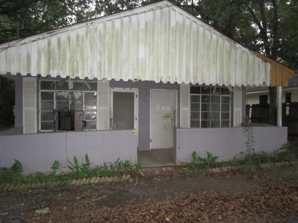 1950 Pleasant Ave, Mobile, AL 36617