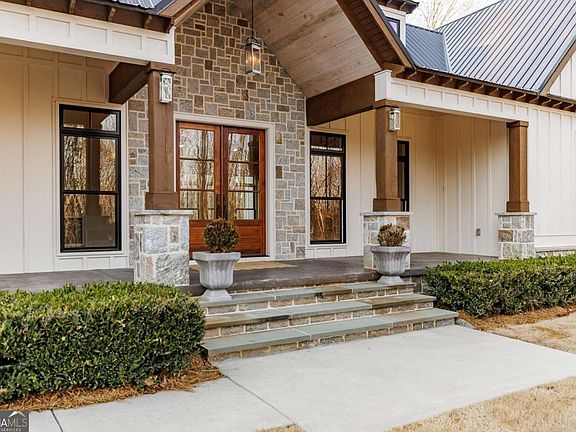 3rd image of 1355 Allgood Rd