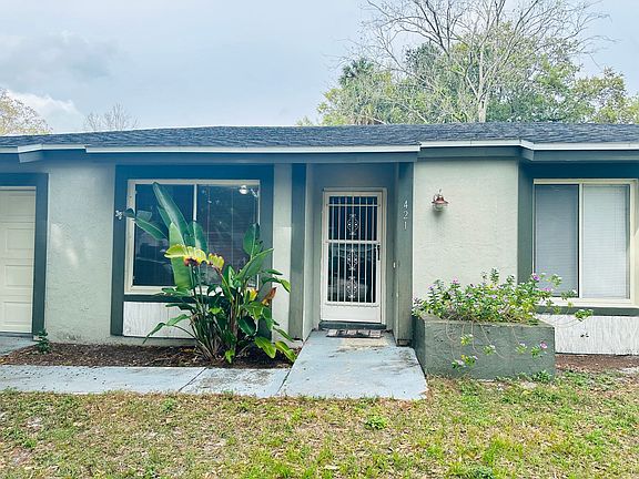 2nd image of 421 S Hawthorn Cir