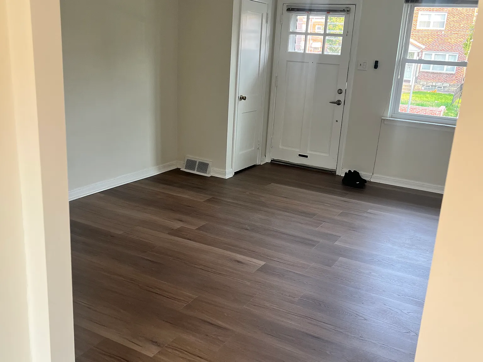 2 bed, 875 sqft, $1,800 — Photo 3