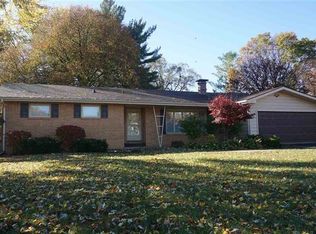 425 11th St, Lincoln, IL 62656