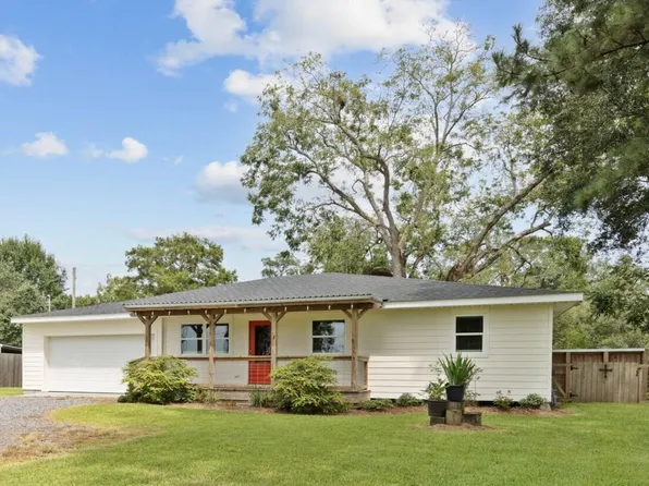 1137 Main Hwy, Arnaudville, LA 70512