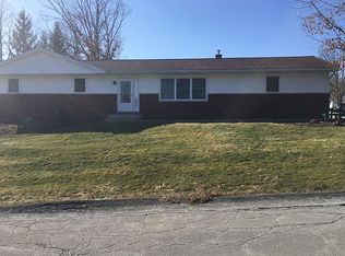 900 Old Ridge Rd, Archbald, PA 18403