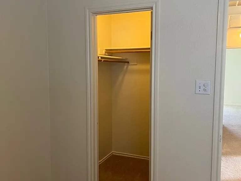 1105 Christopher Ave — Photo 25