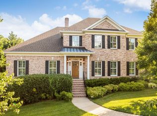 28 Mountain Orchard Path, Signal Mountain, TN 37377