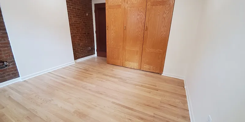 Rented by Manhattan Best Realty, Inc. | media 30