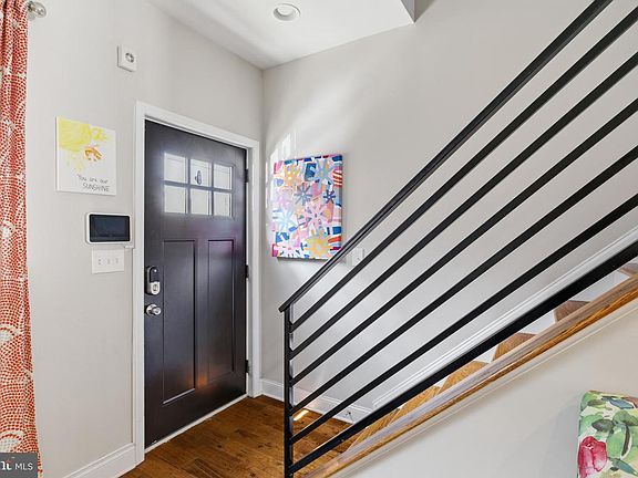 4th image of 2249 Kimball St