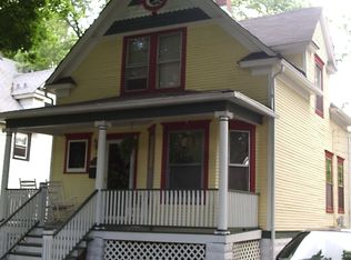 815 N 6th Ave, Maywood, IL 60153