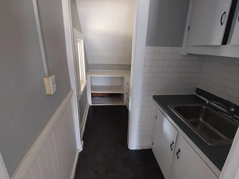 59 Dwight St — Photo 6