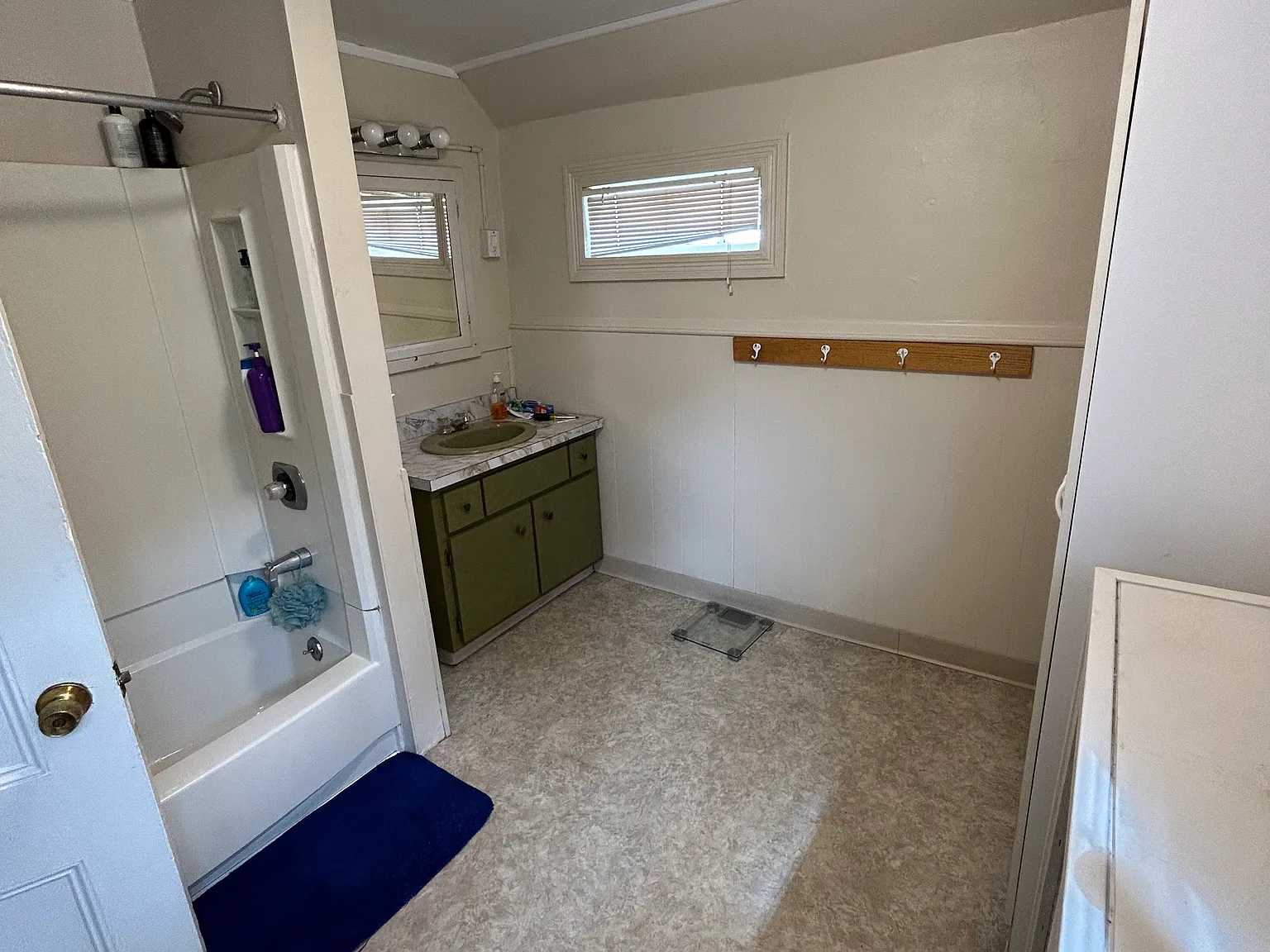52 Schiller Street — Photo 4