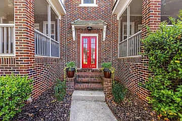 2101 Kirkwood Ave — Photo 31