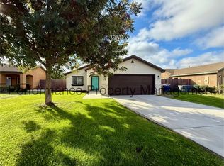 719 Kyra Ave, Mc Farland, CA 93250