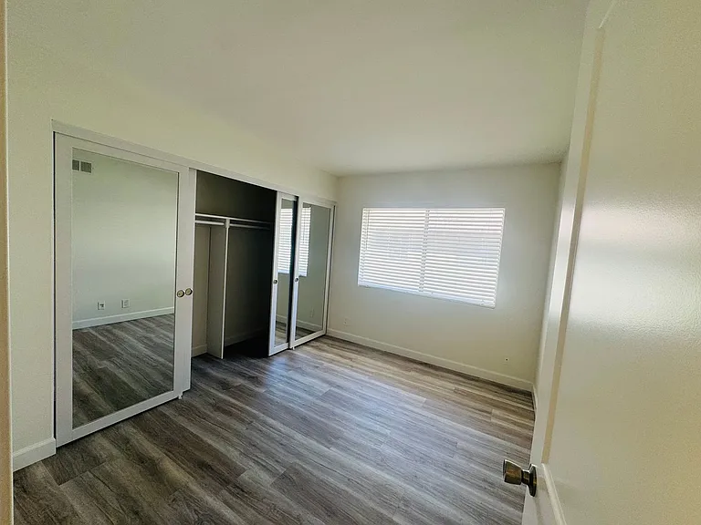 2591 La Paloma Cir — Photo 9
