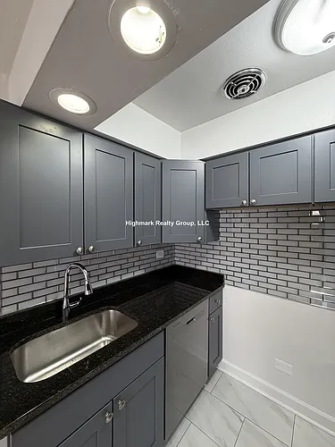 6830 N Sheridan Rd #251A Photo 1