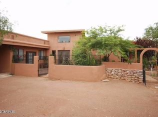 20 Ridge Ct, Tubac, AZ 85646