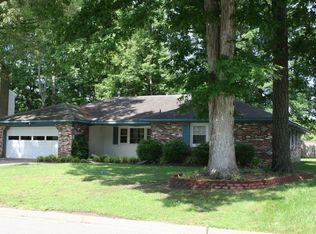 181 Windsor Castle Dr, Newport News, VA 23608