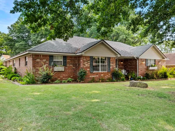 304 Live Oak Dr, Searcy, AR 72143