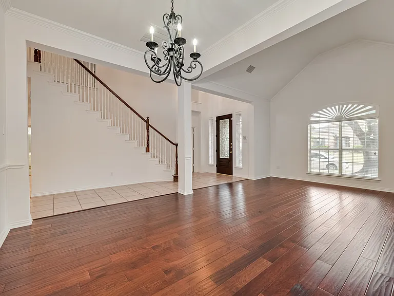 3104 Angus Dr — Photo 9
