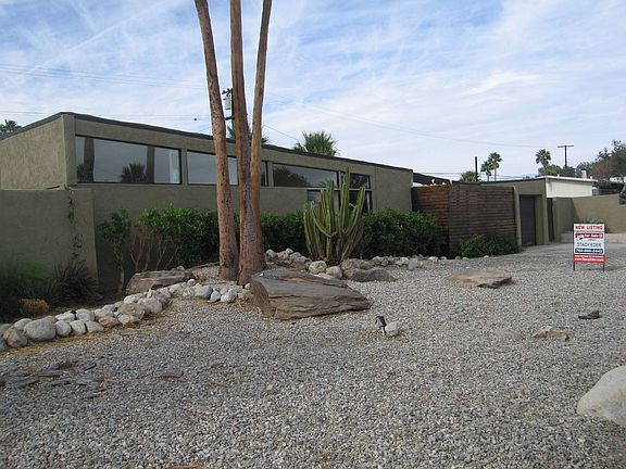 5th image of 2949 E Wyman Dr