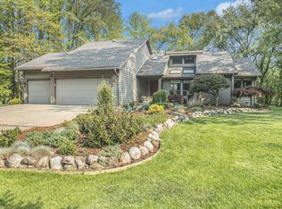 1167 Rawson Ln, Vicksburg, MI 49097