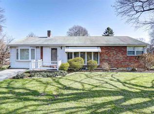 2465 Cambridge Rd, York, PA 17402