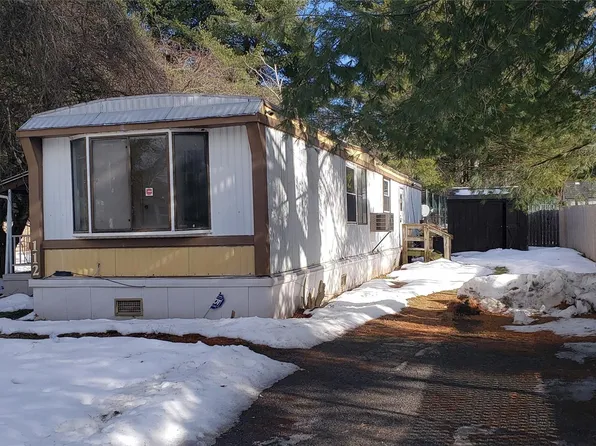 112 Cambridge Cirlcle, Loch Sheldrake, NY 12759