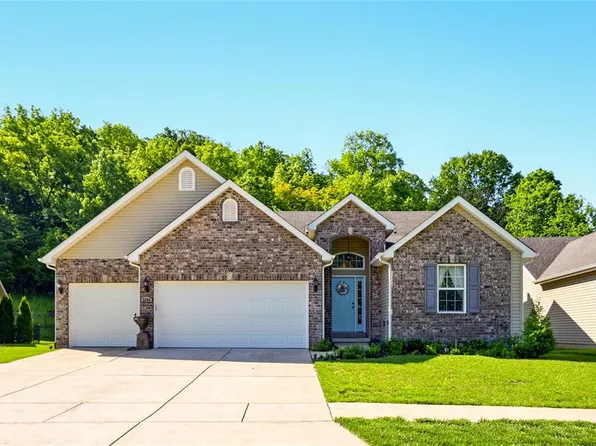 5384 Amber Meadows Dr, Imperial, MO 63052