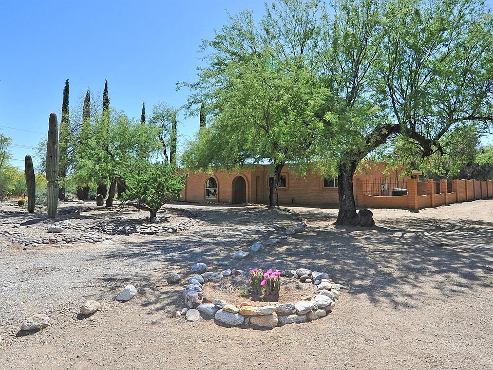 1st image of 2801 N Melpomene Dr
