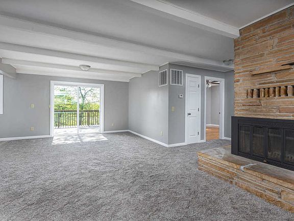 4th image of 17 Sycamore Dr