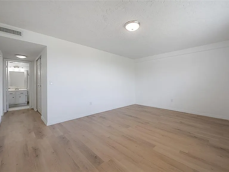 4681 1st St NE #209 — Photo 18