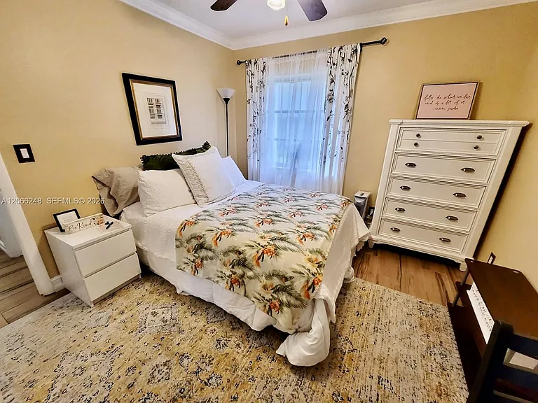610 NW 13th St #11 — Photo 7