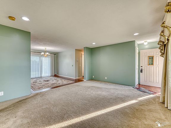 5th image of 1858 W Albain Rd
