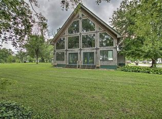 245 E Prairie St, Argenta, IL 62501