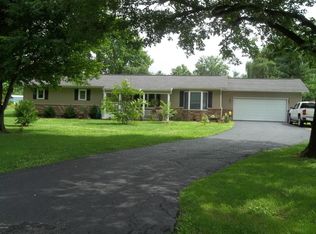 14528 Number 9 Blacktop, West Frankfort, IL 62896