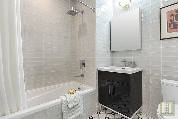 Sold by Halstead Real Estate | media 20