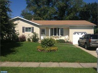 15 Dan Rd, Hamilton, NJ 08620