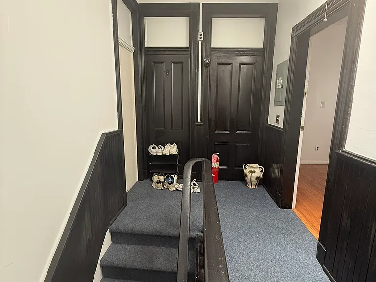 130 Wilson Ave — Photo 12