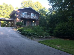 7092 Mount Pleasant Dr, West Bend, WI 53090