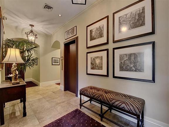 4th image of 1501 W 6th St #3