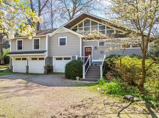 1 Moraine Rd, Morris Plains, NJ 07950